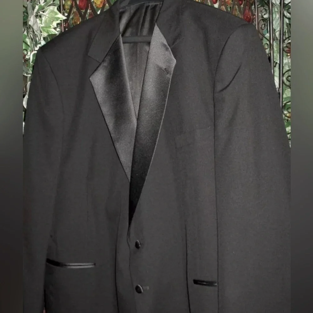 After Six Men’s 42S Formal 3Button Black Blazer 100% Horsted Wool, single breast